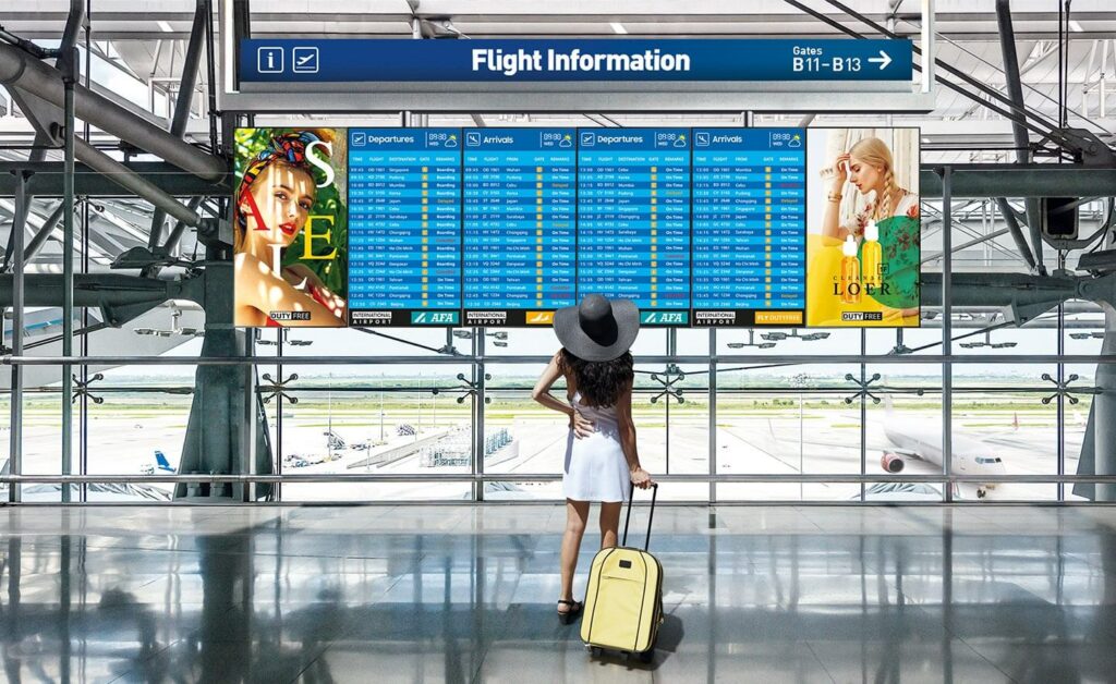 Image utilisation de l'écran dans un aéroport